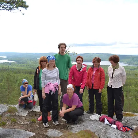 Herajaerven Retkeilykeskus - Kiviniemi ホテル Haapalahti
