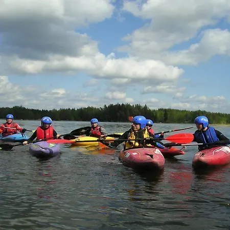 Herajaerven Retkeilykeskus - Kiviniemi Otel